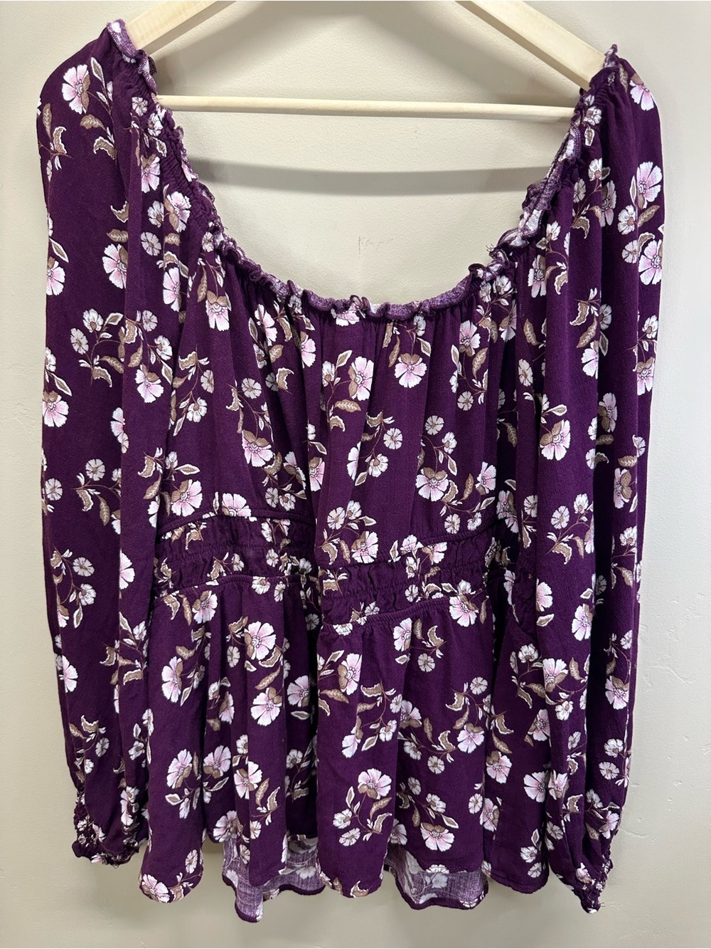 Torrid 3X Purple Floral Smocked Neck Blouse • Dolman Sleeves